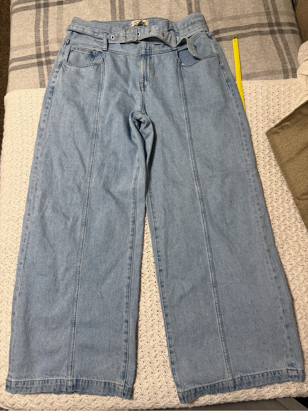 Madewell Belted Baggy Jeans 32 - Picture 7 of 9